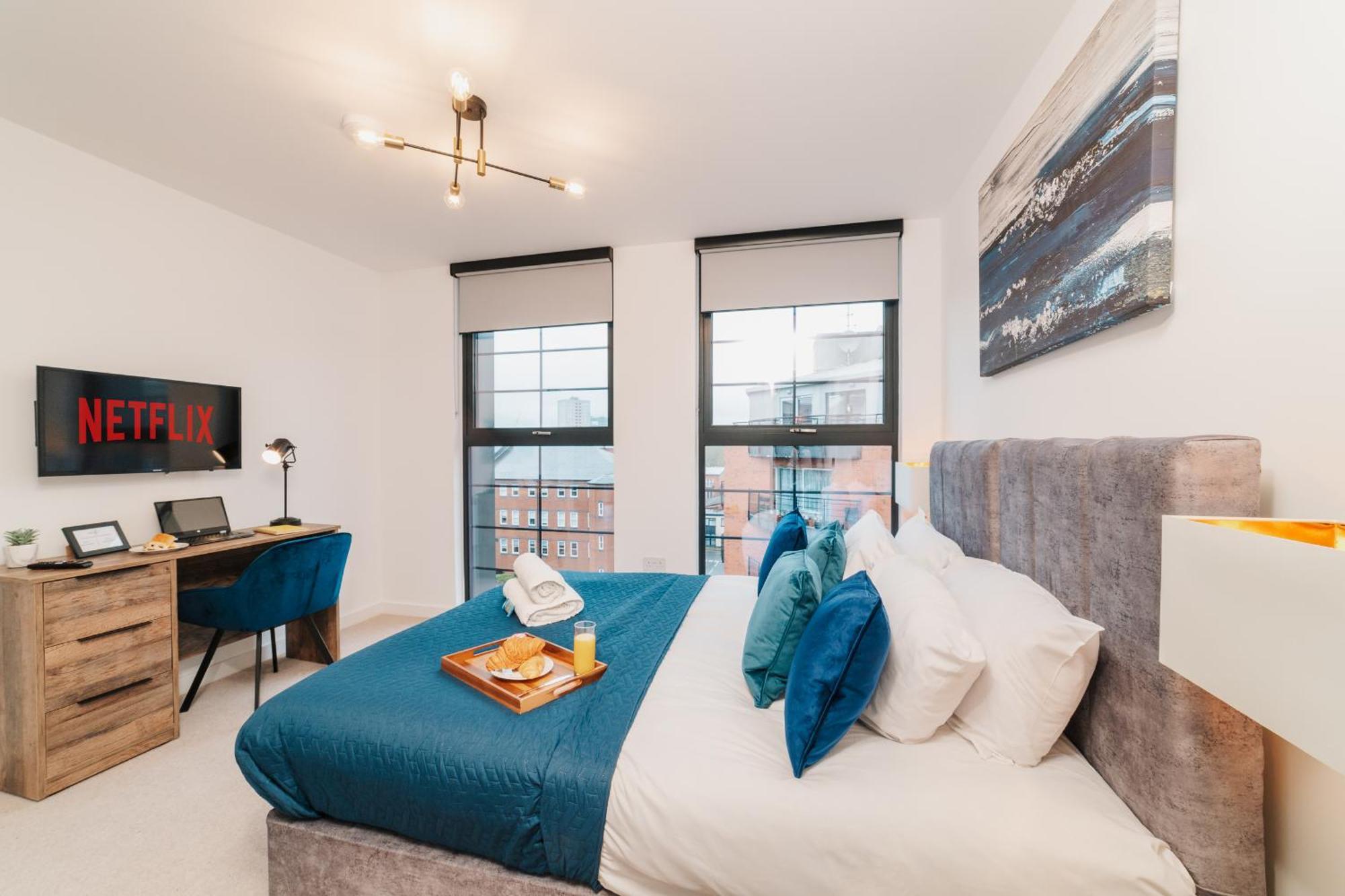 Luxury City & Canal View Stylish Pad, Family, Contractors, Fast Wifi Бирмингем Экстерьер фото